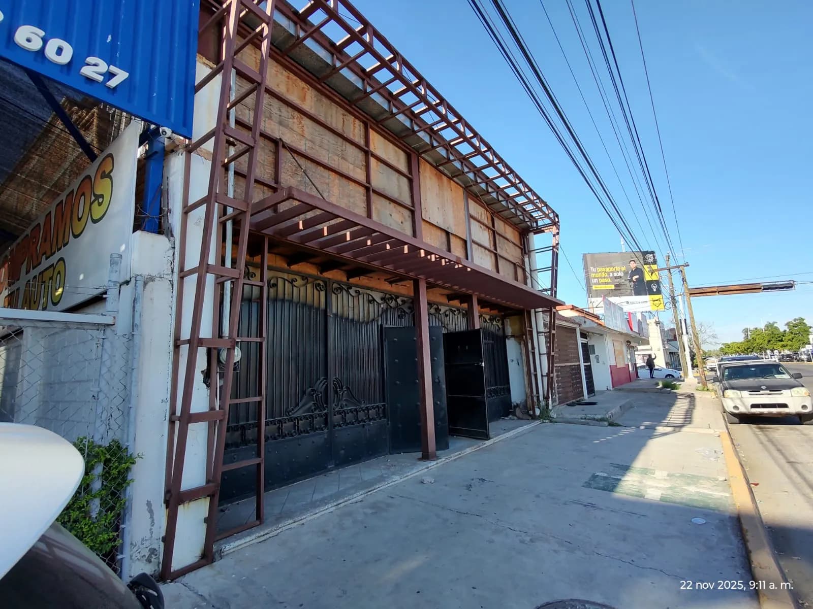 Edificio comercial super bien ubicado