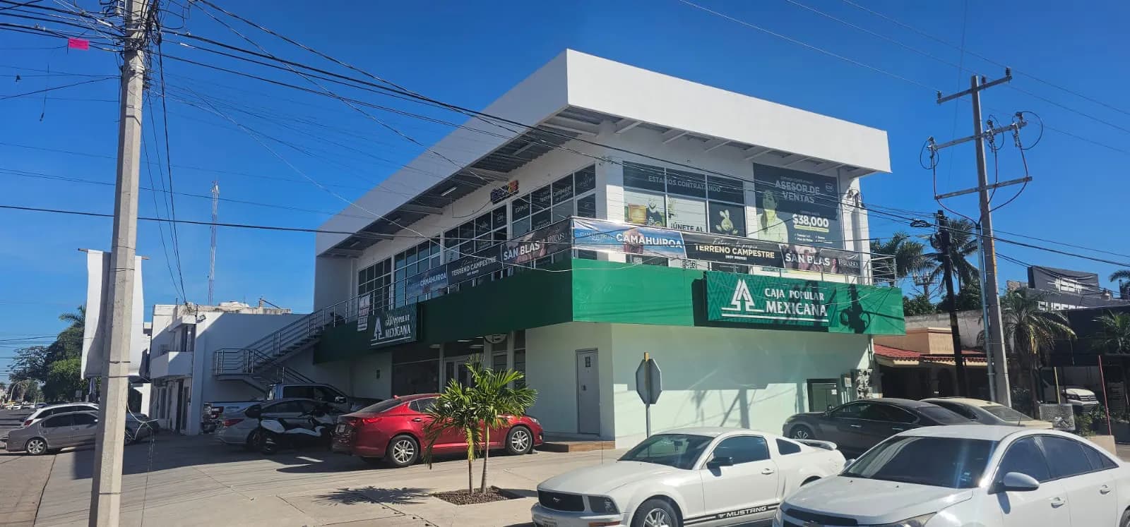 LOCALES COMERCIALES EN PRE RENTA