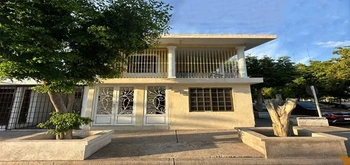13_2952 | En Venta muy Amplia Casa u Oficina en esquina, Infonavit Mochicachui | Integralia Grupo Inmobiliario