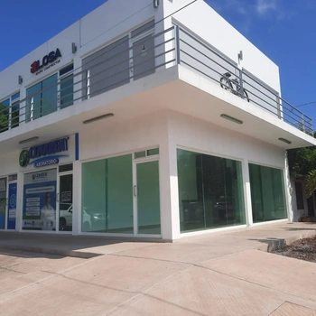 1_949 | Bonito Local Comercial Renta, en esquina Zona Centro | Integralia Grupo Inmobiliario