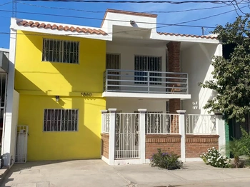 1_2510 | CASA EN VENTA COL. JARAMILLO | Integralia Grupo Inmobiliario