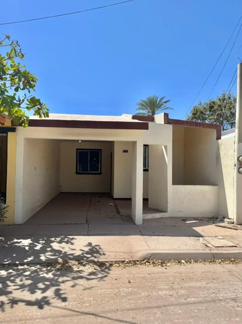 5_1762 | CASA EN RENTA FRAC PRADOS DEL VALLE 2 REC AMUEBLADA | Integralia Grupo Inmobiliario