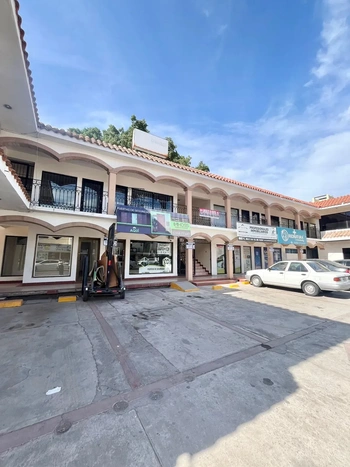 5_2747 | LOCAL COMERCIAL PLAZA SANTA ELENA | Integralia Grupo Inmobiliario
